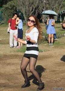 野外树林拍嘘嘘 丝袜,野外树林丝袜奇遇记